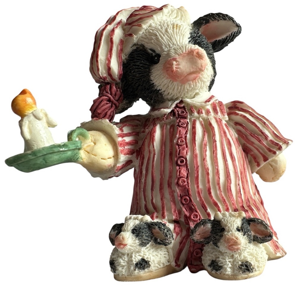 Enesco 1994 Marys Moo Moos Cow Figurine “Once Upon A Midnight Steer” 651680 Cute